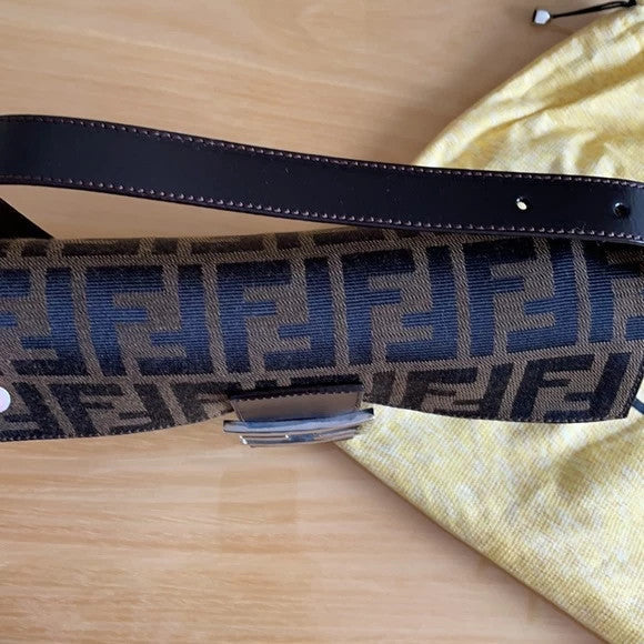 New Auth Fendi Baguette New Vintage It Bag