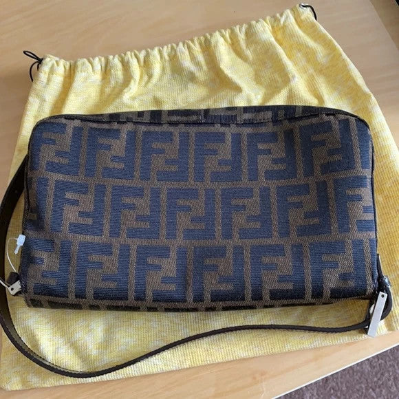 New Auth Fendi Baguette New Vintage It Bag