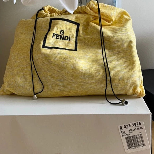 New Auth Fendi Baguette New Vintage It Bag